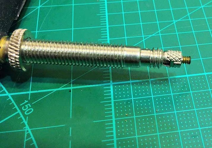 Велосипедний ніпель (19 фото): види золотників для велосипеда. Навіщо потрібні ковпачки? Пристрій різних типів ніпелів для велокамер, огляд ніпелів Presta і Dunlop