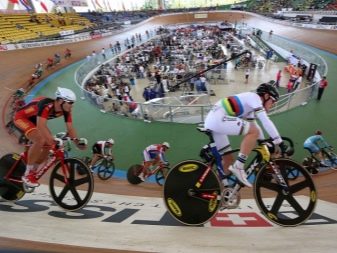 Велоспорт: види велосипедного спорту, гонки по шосе і змагання на велосипедах по треку з перешкодами. Що таке BMX і маунтінбайк?