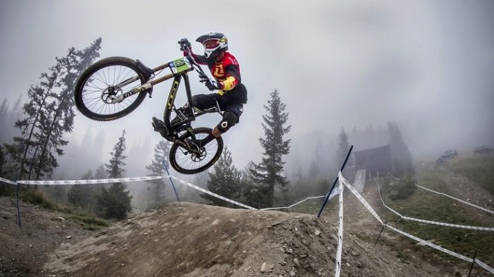 Велоспорт: види велосипедного спорту, гонки по шосе і змагання на велосипедах по треку з перешкодами. Що таке BMX і маунтінбайк?