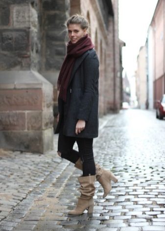 Високі черевики (61 фото): жіночі чорні і інші моделі на шнурівці, зимові на хутрі, від Трейл Вінтер і Тофф, в стилі мілітарі