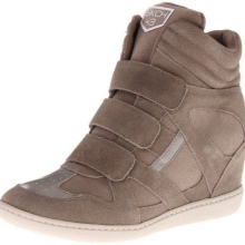 Високі жіночі кросівки (49 фото): з чим носити, білі моделі, на липучках і високій підошві