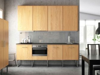 Висота кухонних шаф (23 фото): стандарти по висоті для гарнітура на кухні. Для когось підійде стандартна висота модулів в 90 см?