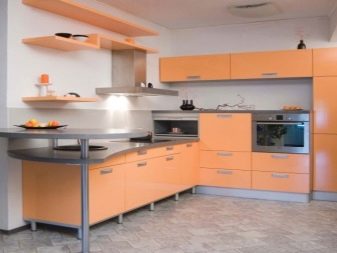 Висота кухонного гарнітура (27 фото): стандартні розміри по висоті кухні від підлоги до верху, висота по зростанню