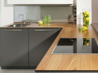 Висота кухонного гарнітура (27 фото): стандартні розміри по висоті кухні від підлоги до верху, висота по зростанню