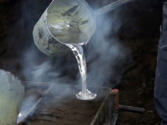 Властивості срібла: хімічні та фізичні властивості металу. Якими корисними властивостями володіє метал і його з’єднання?