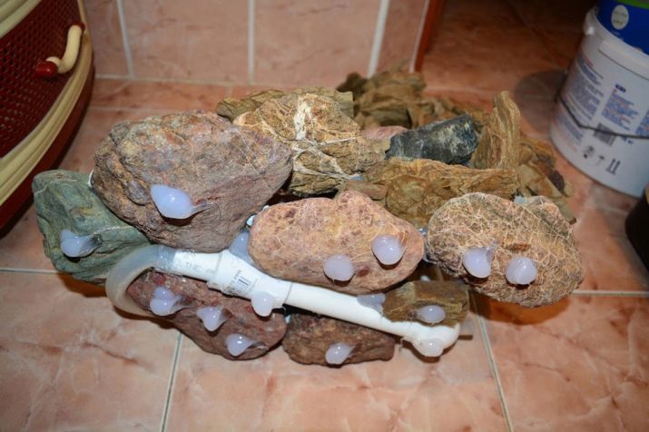 Водоспад в акваріумі (17 фото): як зробити маленький пісочний акваріумний водоспад своїми руками? Покрокова інструкція