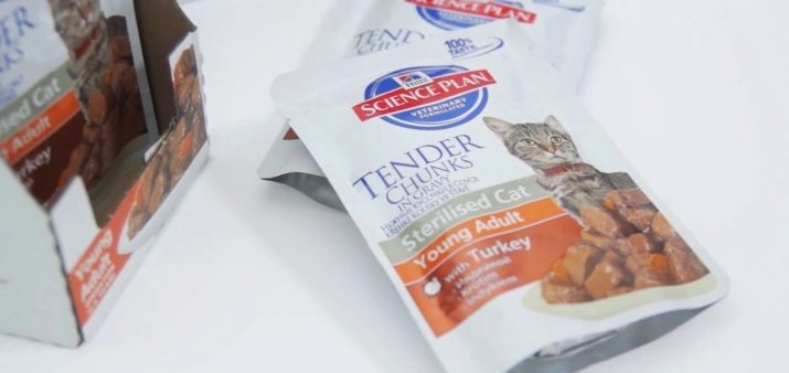 Вологі корми для кішок (35 фото): рейтинг виробників, кращі рідкі корми за якістю. Скільки потрібно давати в день? Відгуки ветеринарів