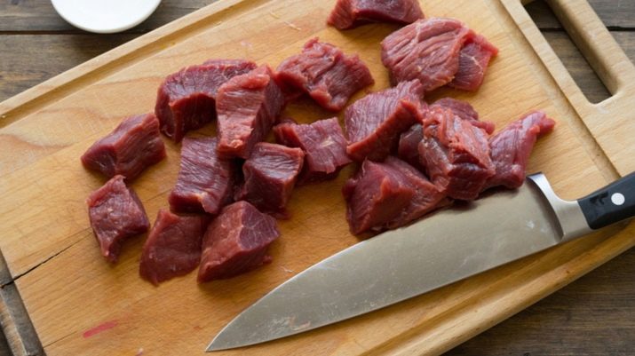 Вологі корми для кішок (35 фото): рейтинг виробників, кращі рідкі корми за якістю. Скільки потрібно давати в день? Відгуки ветеринарів