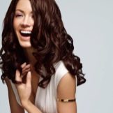 Волосся кольору темний шоколад (72 фото): як надати шоколадний відтінок русявим волоссям середньої або будь-якої іншої довжини? Особливості догляду після фарбування