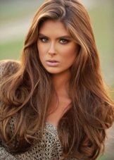 Волосся кольору темний шоколад (72 фото): як надати шоколадний відтінок русявим волоссям середньої або будь-якої іншої довжини? Особливості догляду після фарбування