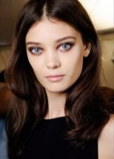 Волосся кольору темний шоколад (72 фото): як надати шоколадний відтінок русявим волоссям середньої або будь-якої іншої довжини? Особливості догляду після фарбування