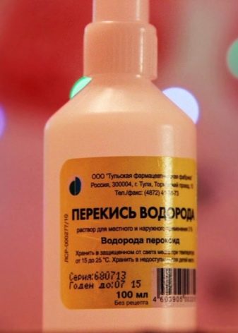 Як освітлити чорне волосся? 22 фото Особливості знебарвлення фарбованих чорних волосся в домашніх умовах. Як самостійно освітлити волосся на 2-3 тони?