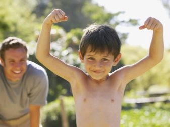 Як підібрати самокат по росту дитини? Таблиця співвідношень висоти керма і зростання. На якій висоті повинні бути ручки керма рульова стійка?