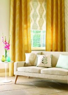 Як підібрати штори у вітальню за кольором шпалер? 62 фото Вдалі колірні поєднання в дизайні інтер’єру залу, вибираємо штори до блакитним та іншим шпалерам