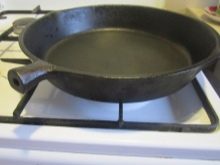 Як підготувати нову сковороду до використання? Підготовка сковорідки з антипригарним покриттям та інших видів експлуатації