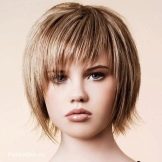 Як підстригти чубок? 93 фото Як правильно і красиво зробити чубок самостійно вдома? Особливості стрижки чубка в домашніх умовах