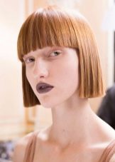 Як підстригти чубок? 93 фото Як правильно і красиво зробити чубок самостійно вдома? Особливості стрижки чубка в домашніх умовах