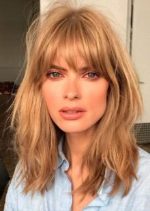 Як підстригти чубок? 93 фото Як правильно і красиво зробити чубок самостійно вдома? Особливості стрижки чубка в домашніх умовах