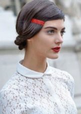 Як підстригти чубок? 93 фото Як правильно і красиво зробити чубок самостійно вдома? Особливості стрижки чубка в домашніх умовах