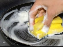 Як почистити чавунну сковороду від нагару в домашніх умовах? 32 фото Як і чим відмити товстий шар гару, старий жир і іржу з посуду