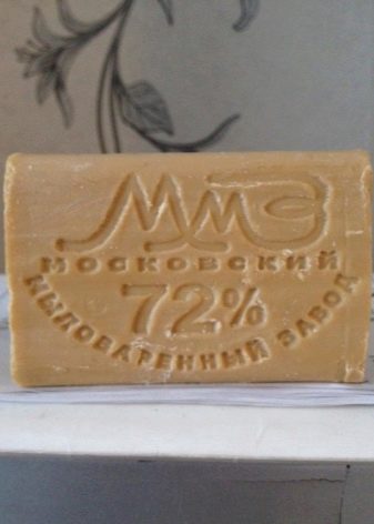 Як почистити срібне кільце? 25 фото Як відчистити сережки та інші прикраси з срібла в домашніх умовах