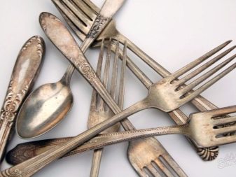 Як почистити вилки і ложки з нержавійки в домашніх умовах (56 фото): чим і як відмити вироби з малюнком, щоб вони блищали