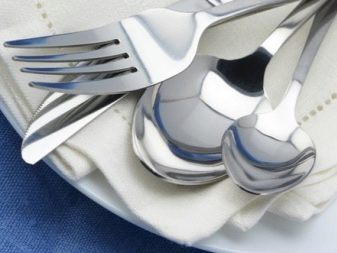 Як почистити вилки і ложки з нержавійки в домашніх умовах (56 фото): чим і як відмити вироби з малюнком, щоб вони блищали