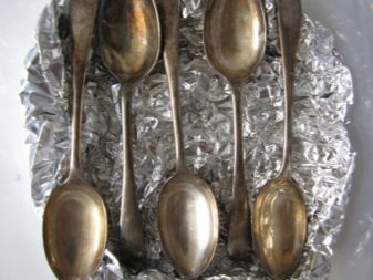 Як почистити вилки і ложки з нержавійки в домашніх умовах (56 фото): чим і як відмити вироби з малюнком, щоб вони блищали