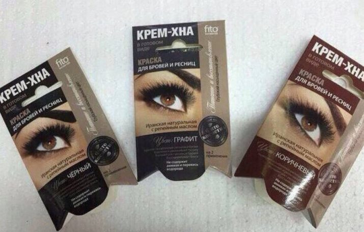 Як пофарбувати вії в домашніх умовах? Як самій собі нафарбувати вії фарбою, щоб вони були довгими і пишними? Фарбування будинку