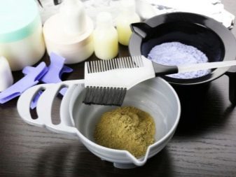 Як пофарбувати волосся в домашніх умовах? 77 фото Правильне фарбування волосся самої себе вдома професійної фарбою і натуральними засобами