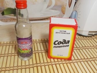 Як помити холодильник? 35 фото Чим відмити всередині і зовні новий після покупки, після розморожування як прибрати запах і відчистити поверхню від жовтизни