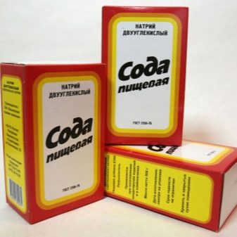 Як помити холодильник? 35 фото Чим відмити всередині і зовні новий після покупки, після розморожування як прибрати запах і відчистити поверхню від жовтизни