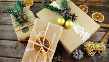 Як упакувати подарунок у крафт-папір? Ідеї для красивого оформлення подарунка в стилі крафт, креативні варіанти прикраси коробок з подарунками