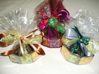Як упакувати солодощі в подарунок? Як красиво оформити імбирні пряники, домашнє печиво у банку, кекси в подарунок своїми руками?