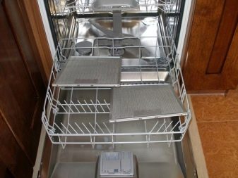 Як відмити витяжку від жиру в домашніх умовах? Як очистити решітку над плитою на кухні легко і швидко, вибираємо засоби