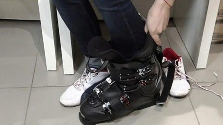 Як вибрати гірськолижні черевики (52 фото): як правильно вибирати по жорсткості, розміром і ширині колодки початківцям