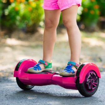 Як вибрати гироскутер для дитини 7-8 років? 20 фото Огляд кращих дитячих гироскутеров для дівчаток і хлопчиків. Чим вони корисні?