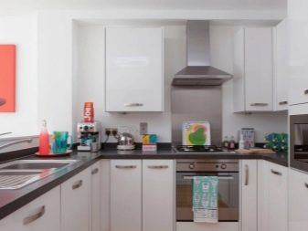 Як вибрати кухонний гарнітур і на що звернути увагу? 85 фото Вибираємо кухню правильно. Стіна з якого матеріалу краще купувати? Вибір меблів за якістю, поради дизайнерів