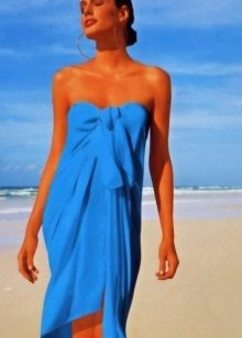 Як зав’язати парео (60 фото): як красиво зав’язати на пляж, способи зав’язування у вигляді сукні на купальник, варіанти для повних