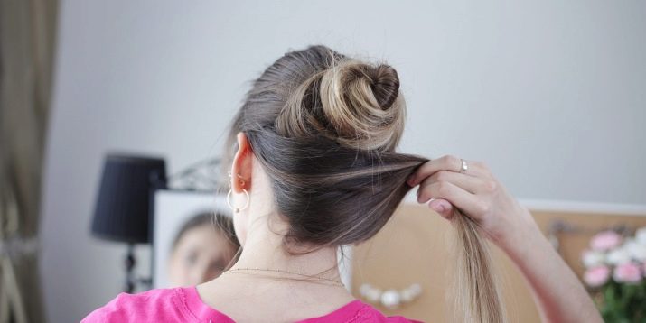 Як зробити пучок на голові з допомогою гумки? 56 фото: як користуватися гумкою? Як робити з волосся об’ємний пучок? Як красиво зібрати недбалий пучок?