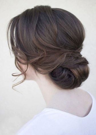 Зібрані зачіски на довге волосся (46 фото): красиві забрані і полусобранные варіанти зачісок, прості вечірні укладки