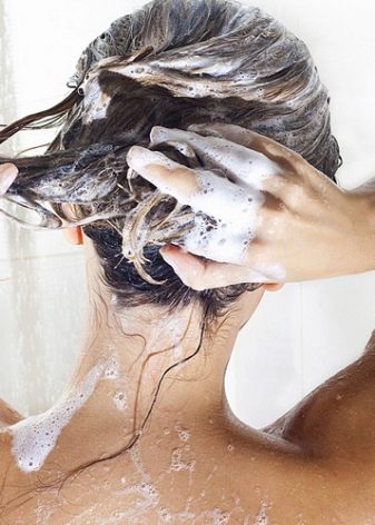 Зібрані зачіски на довге волосся (46 фото): красиві забрані і полусобранные варіанти зачісок, прості вечірні укладки