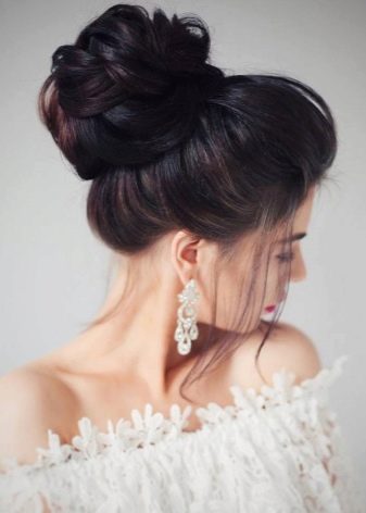 Зібрані зачіски на довге волосся (46 фото): красиві забрані і полусобранные варіанти зачісок, прості вечірні укладки