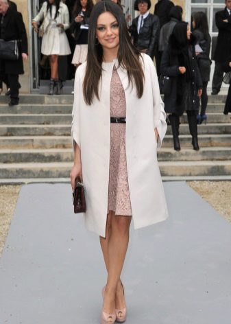 З чим носити біле пальто (89 фото): до коліна, короткий, образи з білим пальто, з якою взуттям можна носити