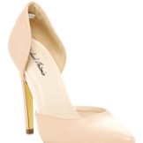 З чим носити бежеві туфлі (64 фото): чи можна носити з чорними колготками, з якими предметами гардероба краще надіти