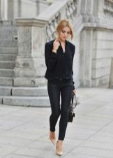 З чим носити бежеві туфлі (64 фото): чи можна носити з чорними колготками, з якими предметами гардероба краще надіти