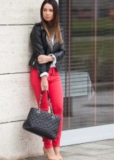 З чим носити бежеві туфлі (64 фото): чи можна носити з чорними колготками, з якими предметами гардероба краще надіти