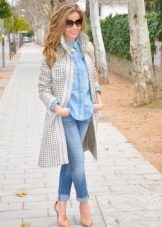 З чим носити бежеві туфлі (64 фото): чи можна носити з чорними колготками, з якими предметами гардероба краще надіти