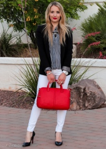 З чим носити червону сумку (95 фото): влітку лакову та шкіряну через плече жінкам, маленькі і спортивні, стильні образи