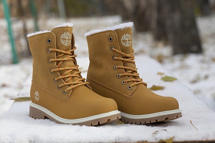 З чим носити «тімберленди»? Поєднання з джинсами і спортивними штанами, зелених і рудих, чорних та білих, блакитних і жовтих черевик